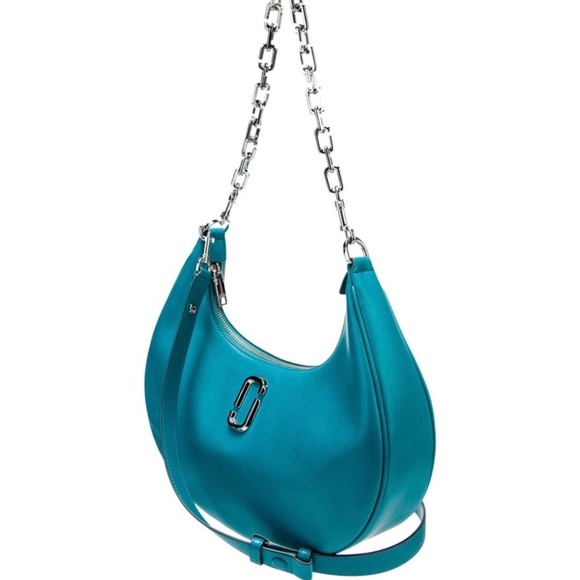 Marc Jacobs Handbags - Marc Jacobs Shoulder Bag
